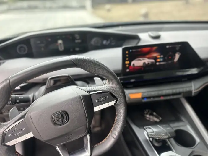 Changan UNI-V 2022 Model 1.5T Sports Edition – фото 9