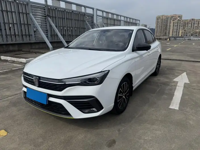 Roewe i5 2021 Model 1.5L CVT Diamond Edition – фото 1