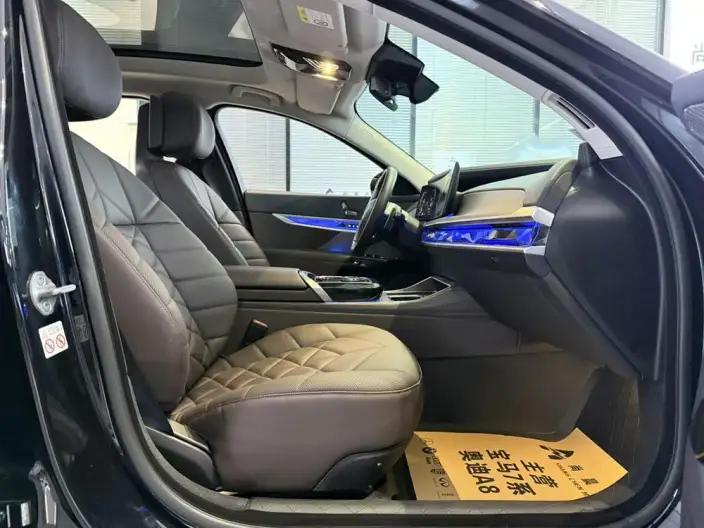 BMW 7 Series 2023 Model 735Li M Sports Set – фото 9