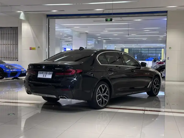 BMW 5 Series 2023 Model Facelift 530Li Exclusive Model M Sports Set – фото 6