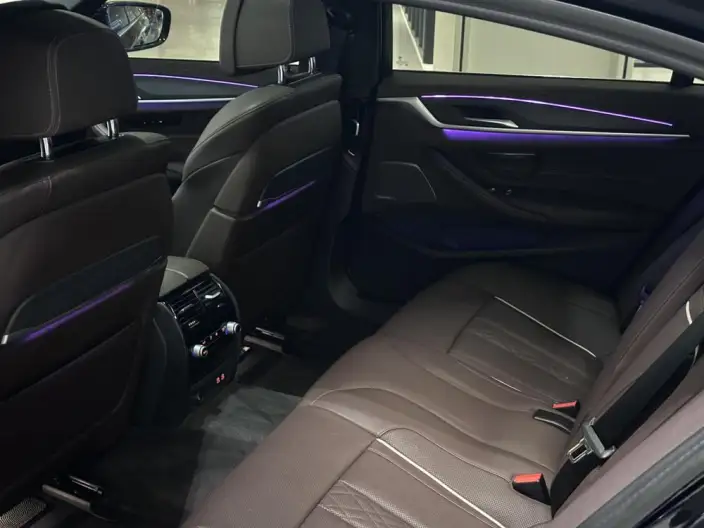 BMW 5 Series 2023 Model Facelift 530Li Exclusive Model M Sports Set – фото 9