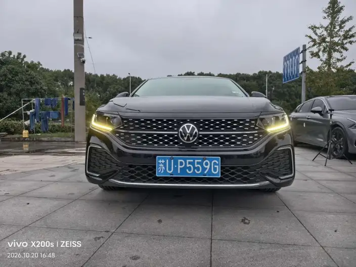 Volkswagen Passat 2024 Model 330TSI Starry sky Elite Edition – фото 2