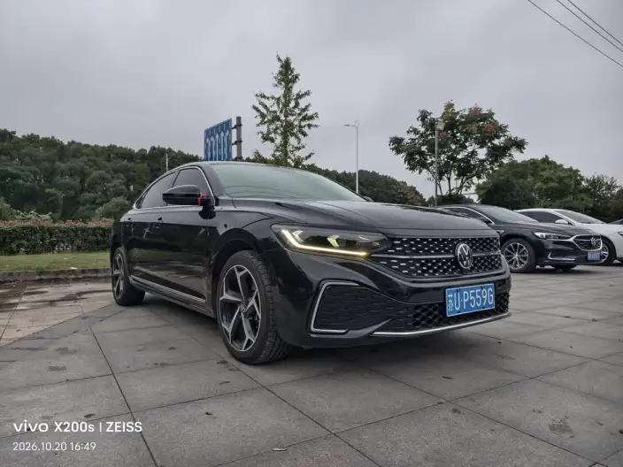 Volkswagen Passat 2024 Model 330TSI Starry sky Elite Edition – фото 3