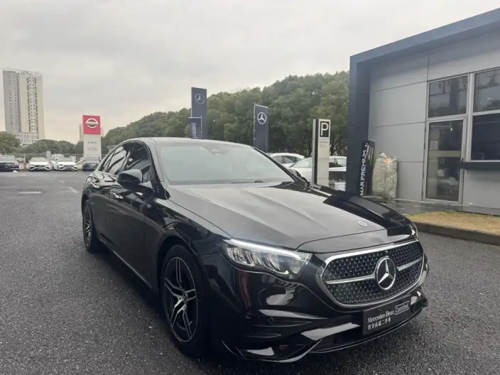 Mercedes-Benz E-Class Imported 2024 Model E 260 Sports Edition – фото 3
