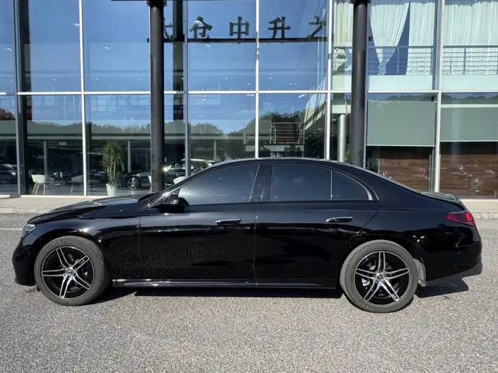 Mercedes-Benz E-Class Imported 2024 Model E 260 Sports Edition – фото 4