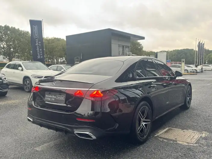 Mercedes-Benz E-Class Imported 2024 Model E 260 Sports Edition – фото 7