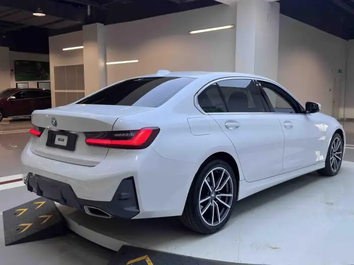 BMW 3 Series 2023 Model 320Li M Sports Set – фото 7