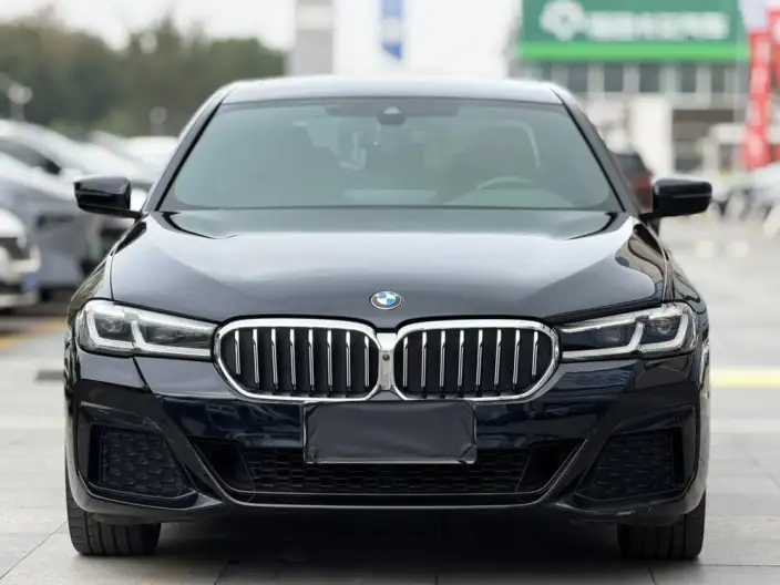 BMW 5 Series 2022 Model Facelift II 530Li Exclusive Model M Sports Set – фото 2