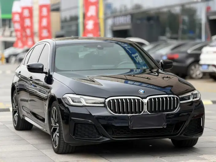 BMW 5 Series 2022 Model Facelift II 530Li Exclusive Model M Sports Set – фото 3