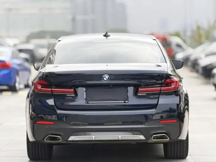 BMW 5 Series 2022 Model Facelift II 530Li Exclusive Model M Sports Set – фото 5