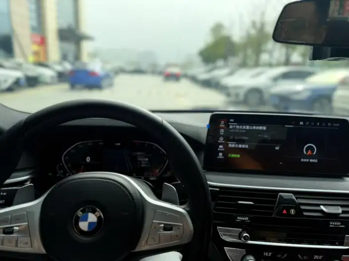 BMW 5 Series 2022 Model Facelift II 530Li Exclusive Model M Sports Set – фото 8