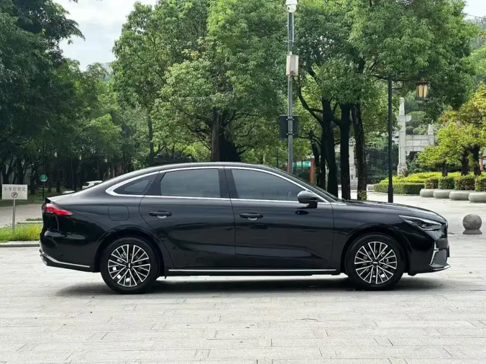 Geely Emgrand 2026 Model No. 5 Gen 1.5L CVT Luxury Model – фото 5