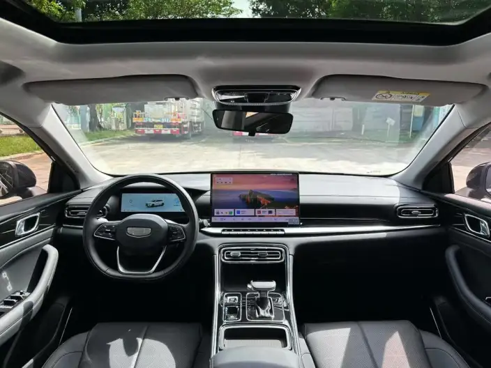 Geely Emgrand 2026 Model No. 5 Gen 1.5L CVT Luxury Model – фото 7