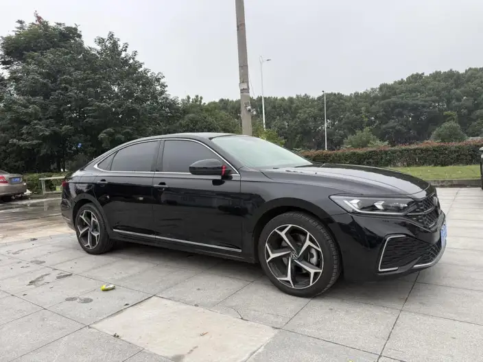 Volkswagen Passat 2024 Model 330TSI Starry sky Elite Edition – фото 3