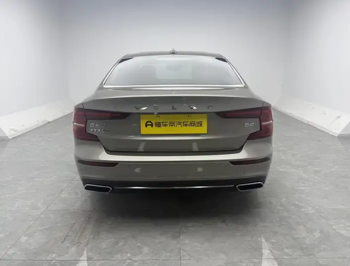 Volvo S60 2022 Model B4 Smart Range Deluxe Edition – фото 6