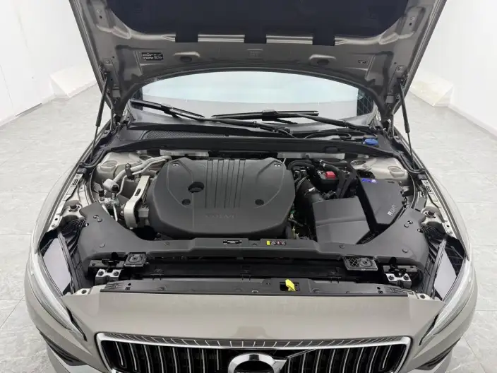 Volvo S60 2022 Model B4 Smart Range Deluxe Edition – фото 10