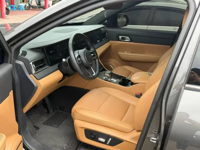 Li Auto ONE 2021 Model Extended Range 6 seat Edition – фото 8