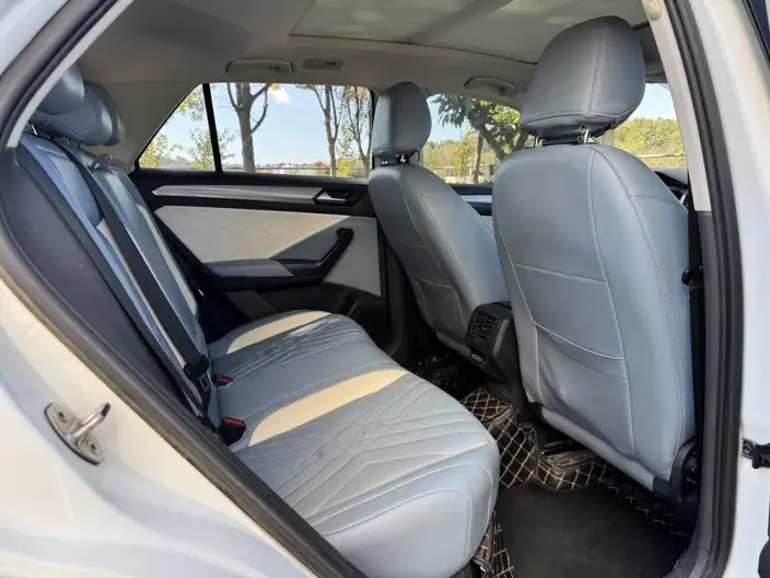 Volkswagen T-Roc 2022 Model 280TSI DSG 2WD R-Line Pro PLUS – фото 10