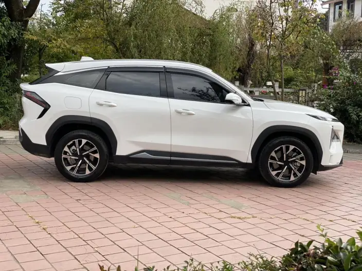 Geely Galaxy L7 2023 Model 1.5T DHT 55km AIR – фото 7