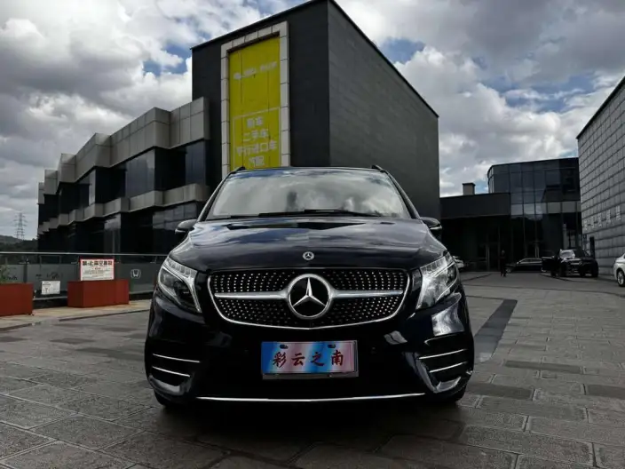 Mercedes-Benz V-Class 2021 Model V 260 L Long wheelbase Deluxe Edition – фото 2