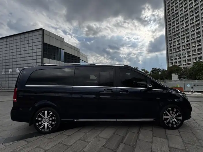 Mercedes-Benz V-Class 2021 Model V 260 L Long wheelbase Deluxe Edition – фото 8