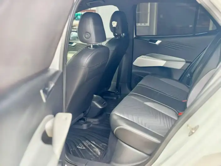 Volkswagen ID.3 2023 Model Pure Smart Edition – фото 8
