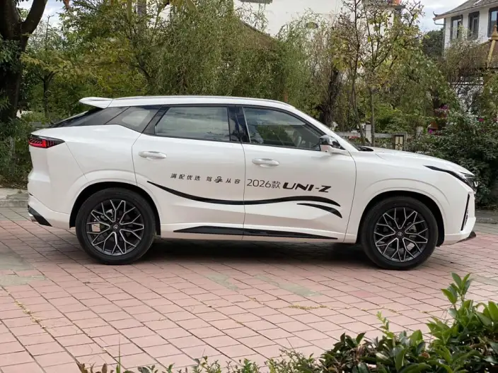 Changan UNI-Z 2025 Model 1.5T DCT Noble Model – фото 7