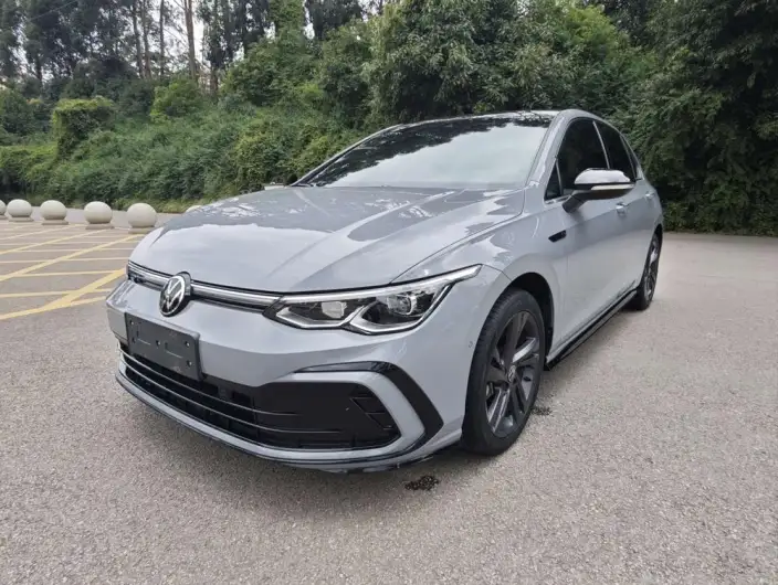 Volkswagen Golf 2021 Model 280TSI DSG R-Line – фото 1