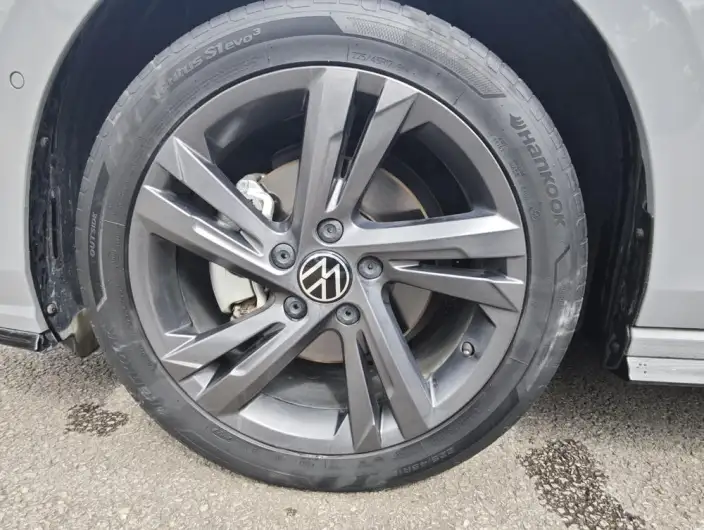 Volkswagen Golf 2021 Model 280TSI DSG R-Line – фото 10