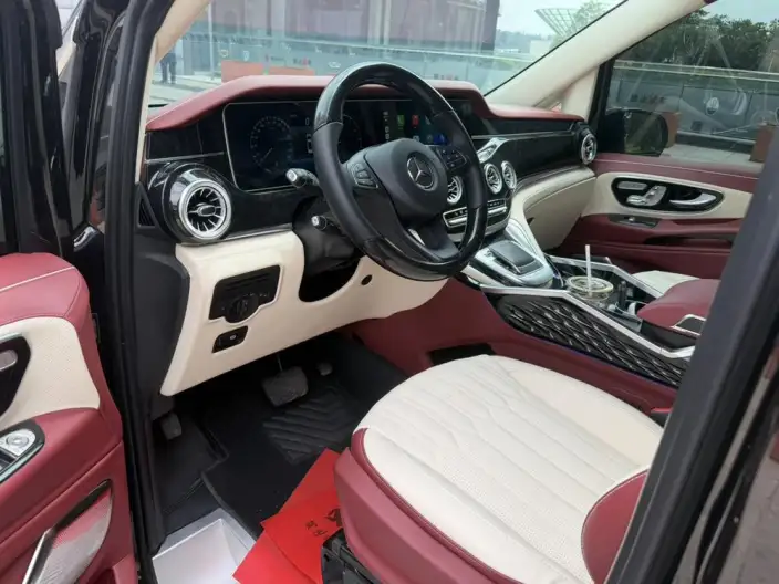 Viano 2024 Model 2.0T Elite Edition 7 seat – фото 9