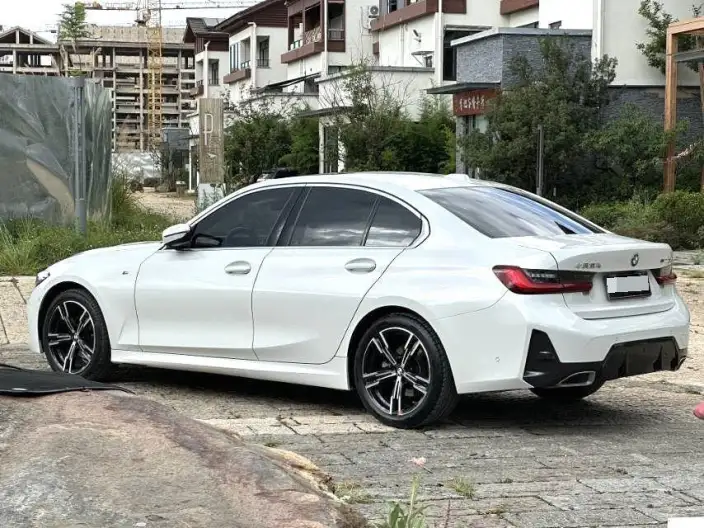 BMW 3 Series 2023 Model 325i M Sports Set – фото 3