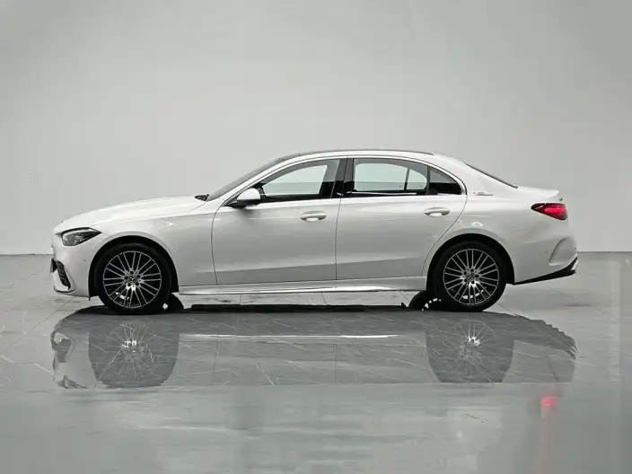 Mercedes-Benz C-Class 2024 Model Facelift II C 260 L Sports Edition – фото 4