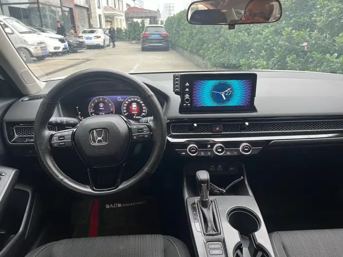 Honda Civic 2022 Model 240TURBO CVT Dynamic Edition – фото 10