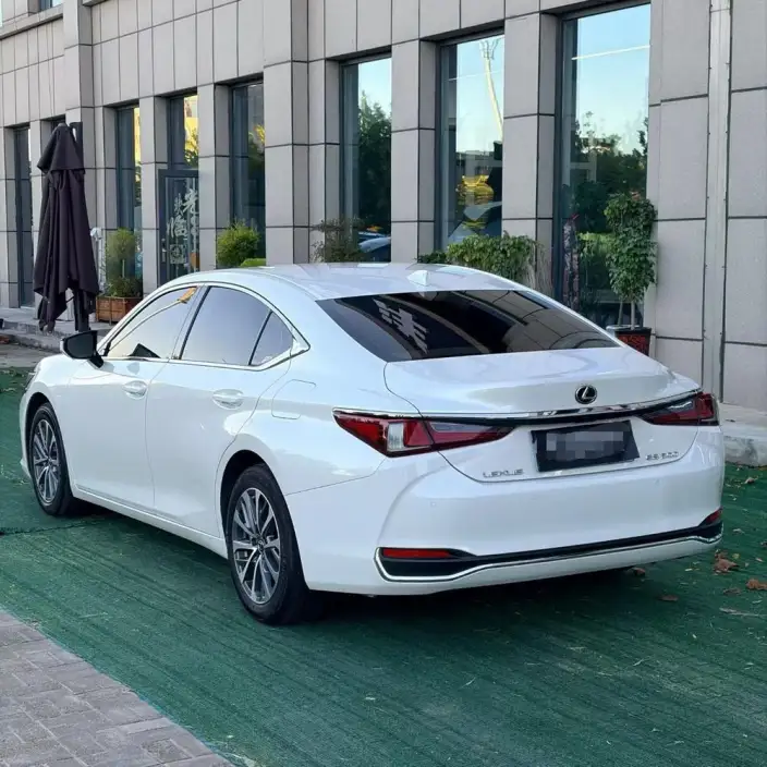 Lexus ES 2022 Model 200 Superior Edition