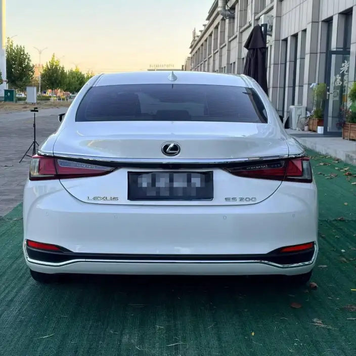 Lexus ES 2022 Model 200 Superior Edition – фото 5