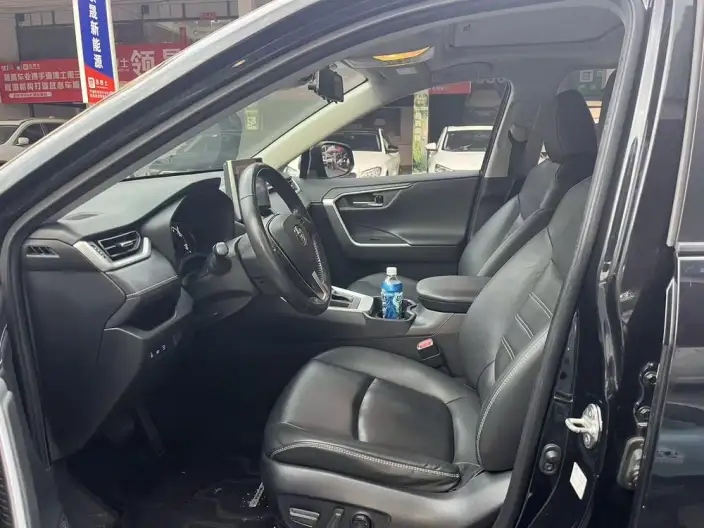 Toyota RAV4 2022 Model 2.0L CVT 2WD Fashion PLUS Edition – фото 8