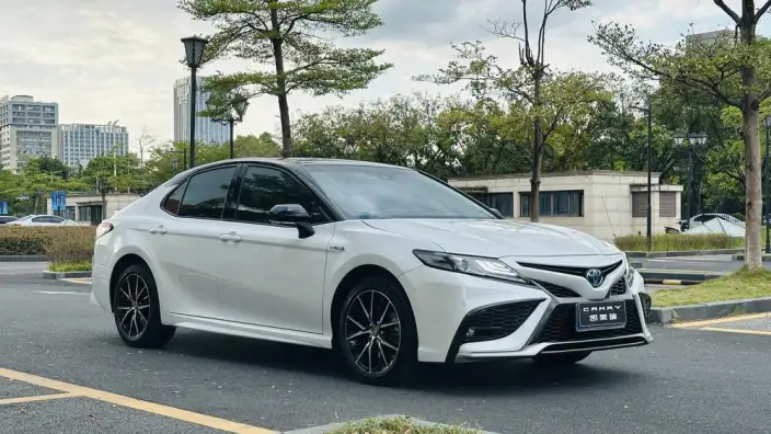 Toyota Camry 2023 Model Hybrid 2.5HS Fengshang Edition – фото 3