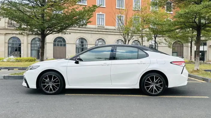 Toyota Camry 2023 Model Hybrid 2.5HS Fengshang Edition – фото 4