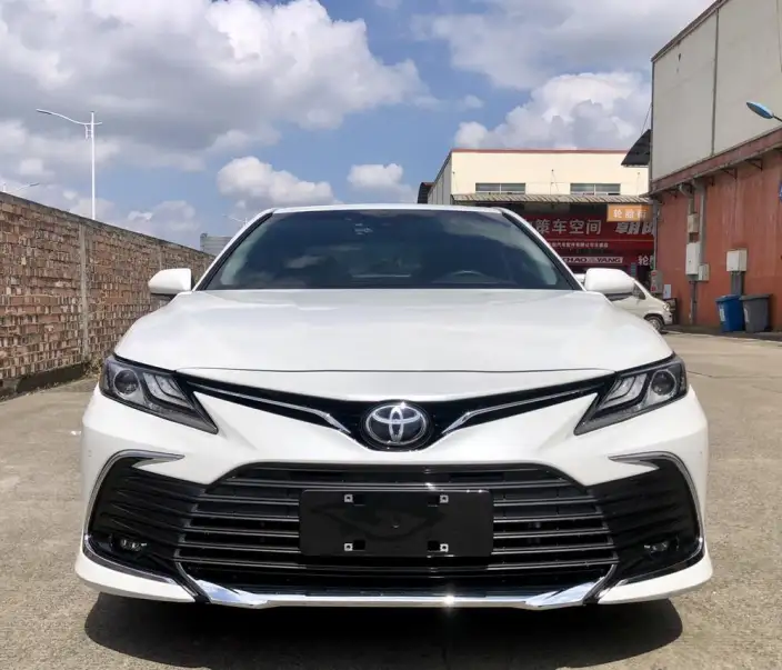Toyota Camry 2023 Model 2.0G Deluxe Edition – фото 2