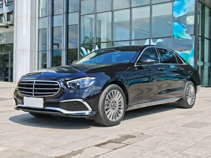 Mercedes-Benz E-Class 2023 Model Facelift E 260 L sedan – фото 1
