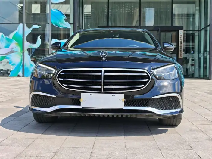 Mercedes-Benz E-Class 2023 Model Facelift E 260 L sedan – фото 2
