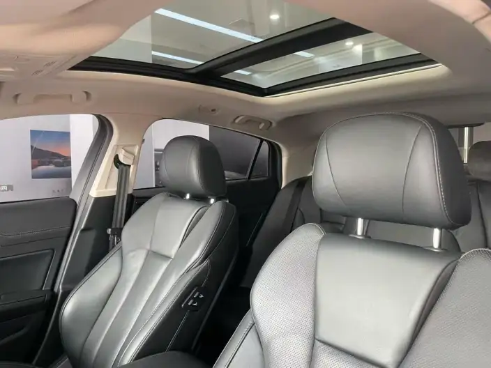 Hongqi H5 Classic 2022 Model 1.8T Automatic Smart Flag Enjoy Edition – фото 8