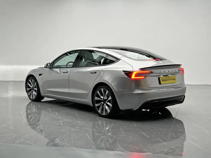 Model 3 2023 Model Rear-wheel drive version – фото 5
