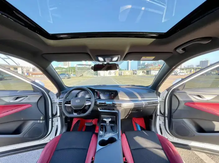 Changan CS35 PLUS 2023 Model Changxiang Edition Blue whale NE 1.4T DCT Luxury Model – фото 6