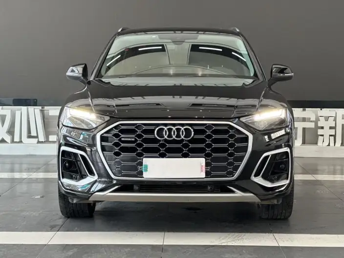 Audi Q5L 2022 Model 45T Luxury Dynamic Model – фото 2