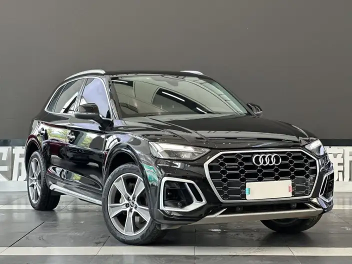 Audi Q5L 2022 Model 45T Luxury Dynamic Model – фото 3