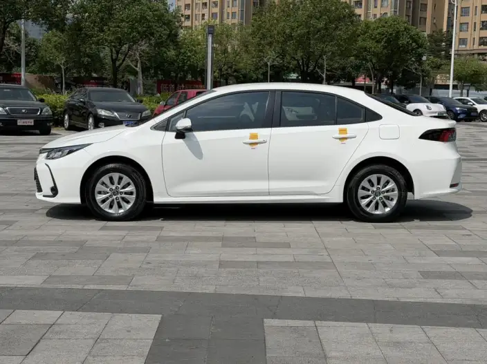 Toyota Corolla 2022 Model 1.2T S-CVT Pioneer PLUS Edition – фото 3