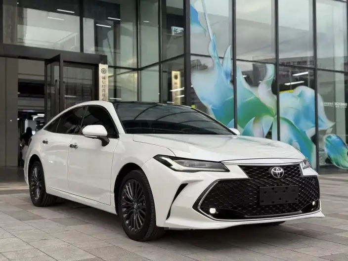 Toyota Avalon 2023 Model 2.5L Automatic Touring Premium Edition – фото 3