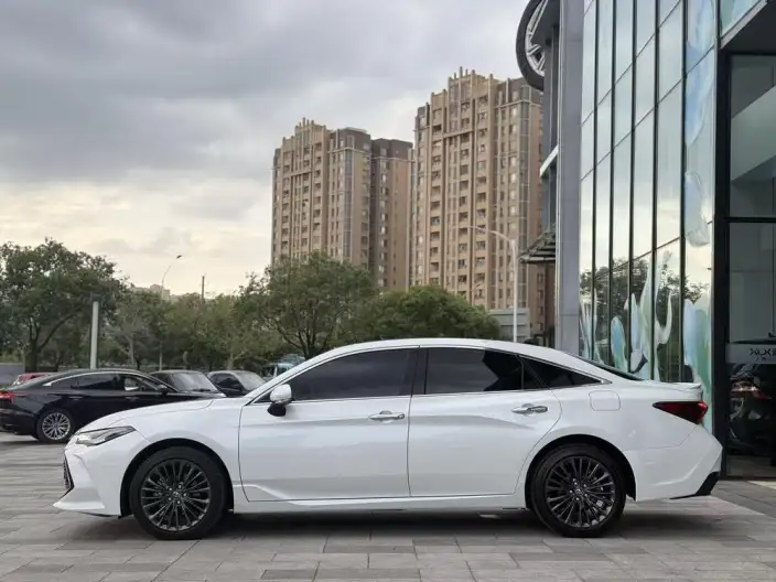 Toyota Avalon 2023 Model 2.5L Automatic Touring Premium Edition – фото 4