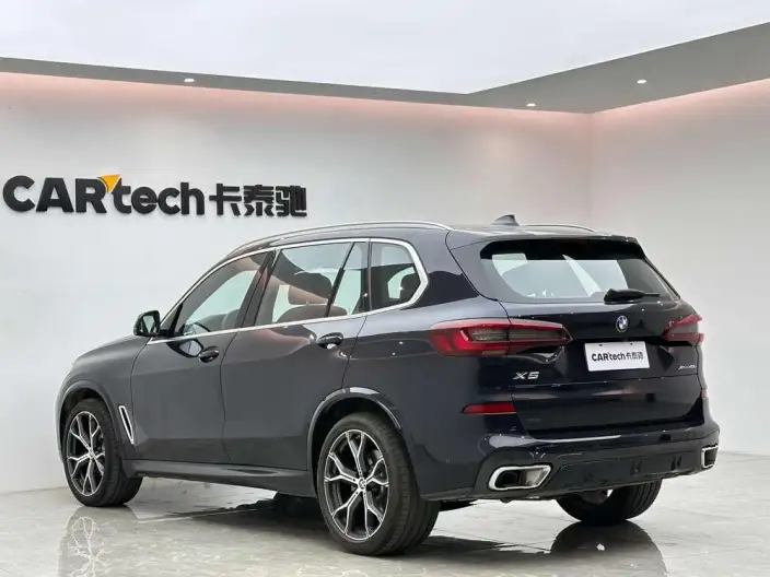 BMW X5 2022 Model Facelift xDrive 40Li M Sports Set – фото 5
